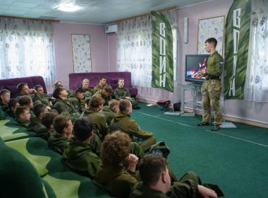 Хабаровские курсанты поделились своими впечатлениями от «Времени юных героев»