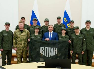 Губернатор Тюменской области вручил награды победителям регионального этапа игры «Зарница 2.0»