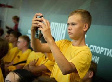 Директор волгоградского филиала Центра «ВОИН», Игорь Воробьёв встретился с участниками смены «Страна Героев»