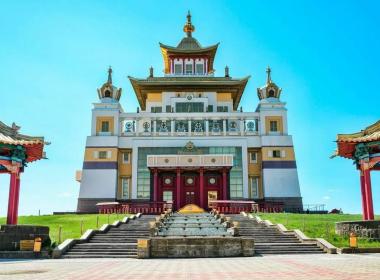 Курсанты смены «Время юных героев» в Калмыкии познакомились с колоритом региона.