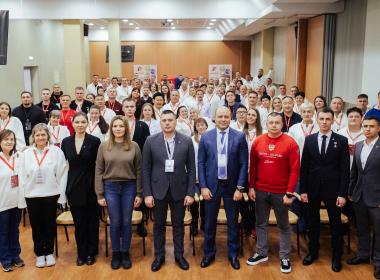 Дмитрий Шевченко принял участие во Всероссийском семинаре-совещании для специалистов и наставников Движения Первых