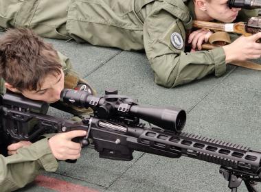 Инструкторы белгородского филиала Центра «ВОИН» провели для курсантов семинар по снайперской подготовке