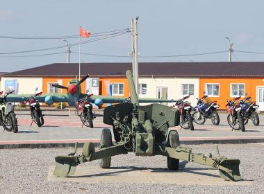 Андрей Бочаров оценил развитие школы «Юный Ястреб», где действует филиал Центра «ВОИН»